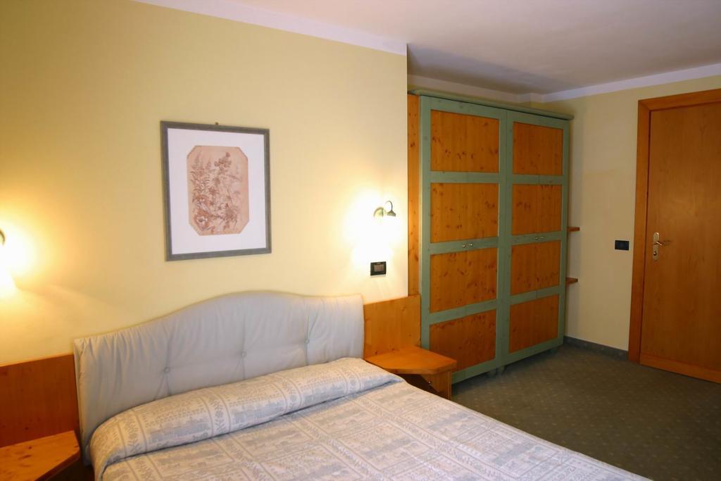 Nevesole Folgarida Resort Aparthotel Ngoại thất bức ảnh