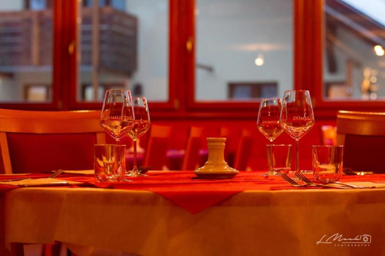 Nevesole Folgarida Resort Aparthotel Ngoại thất bức ảnh
