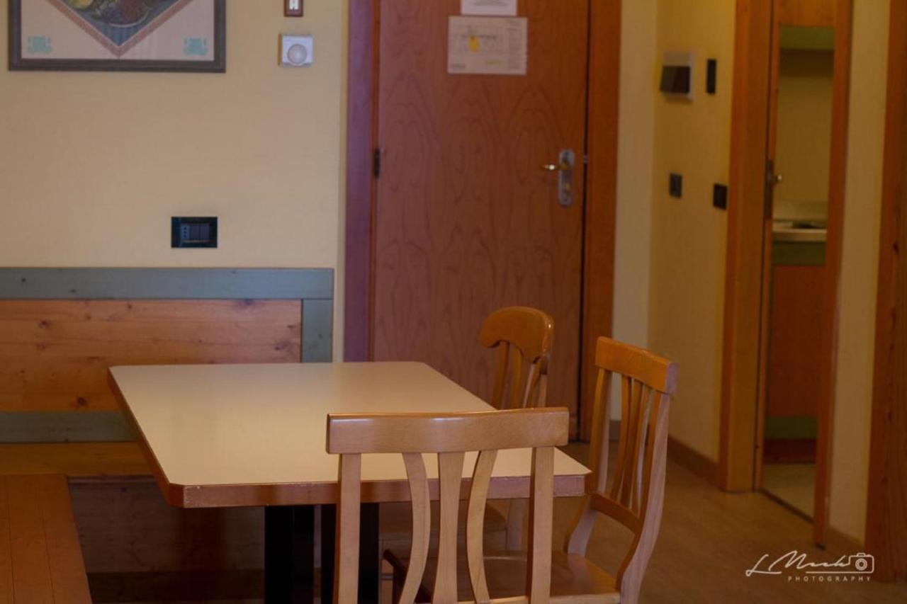 Nevesole Folgarida Resort Aparthotel Ngoại thất bức ảnh
